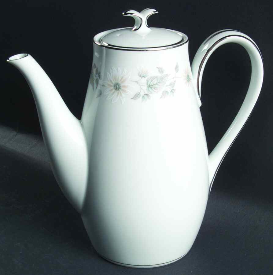 Wellesley Coffee Pot & Lid by Noritake-1