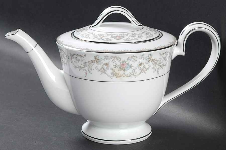 Westbrook Teapot & Lid by Noritake-1