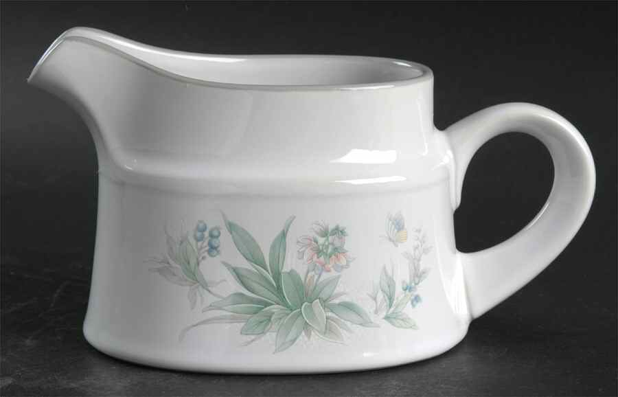 Welcome Spring Gravy Boat by Noritake-1