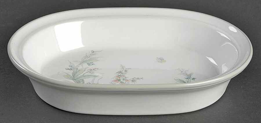 Welcome Spring 9" Oval Vegetable Bowl by Noritake-1