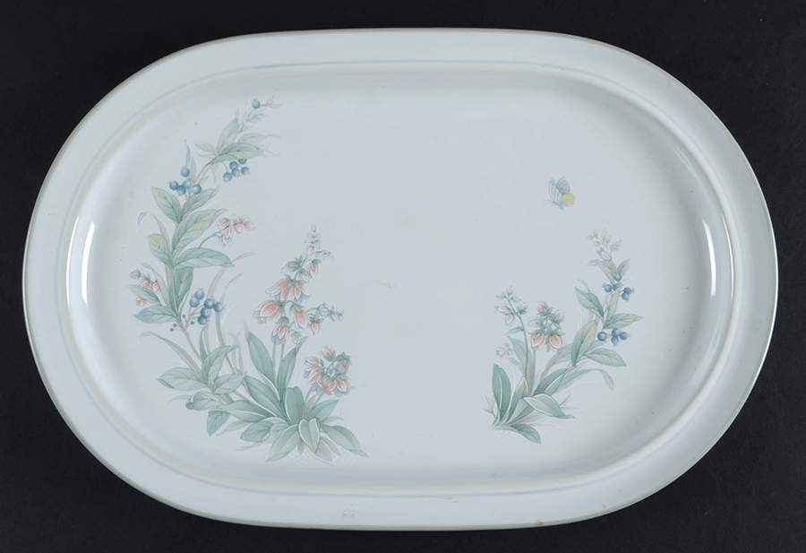 Welcome Spring 14" Oval Serving Platter by Noritake-1