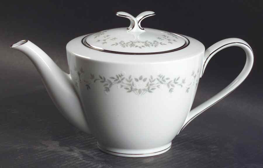 Westview Teapot & Lid by Noritake-1