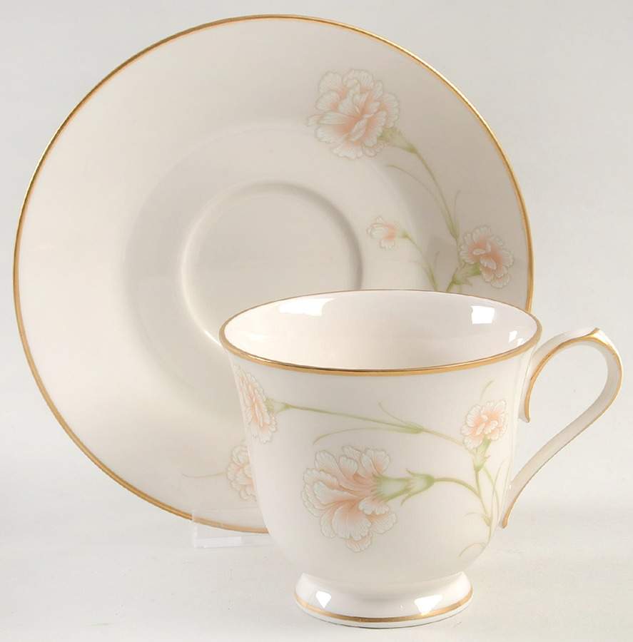 Weyburne Footed Cup & Saucer Set by Noritake-1