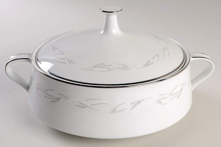 Wheatlane Round Covered Vegetable by Noritake-1