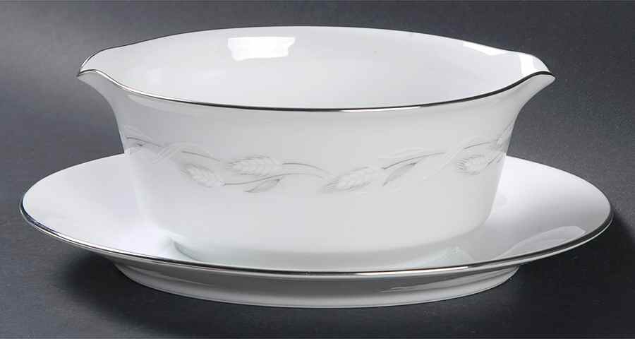 Wheatlane Gravy Boat with Attached Underplate by Noritake-1