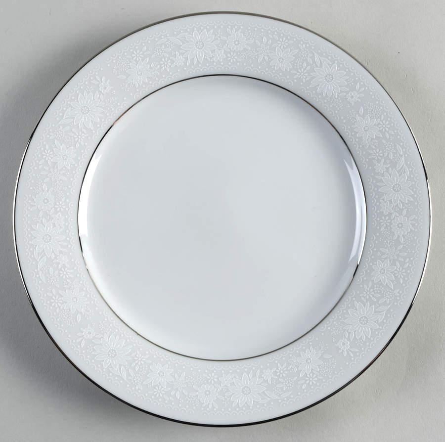 White Field Salad Plate by Noritake-1
