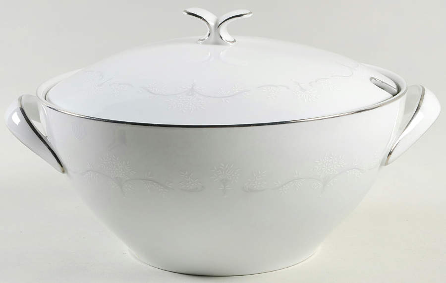 Whitebrook Tureen &  Lid by Noritake-1