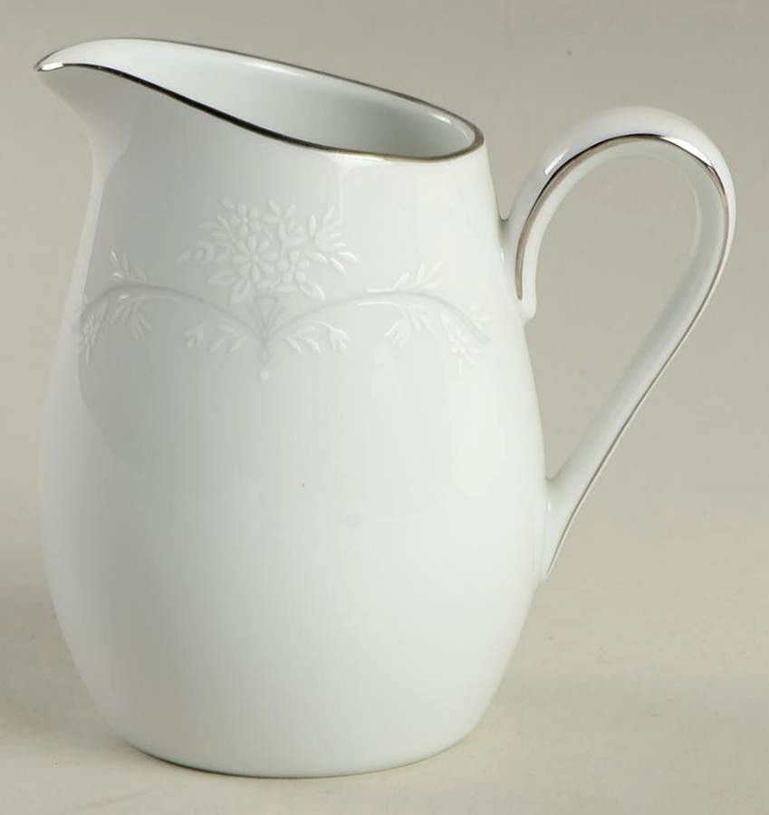 Whitebrook Mini Creamer by Noritake-1