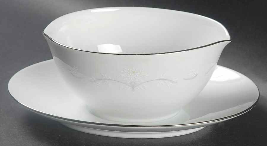 Whitebrook Gravy Boat with Attached Underplate by Noritake-1