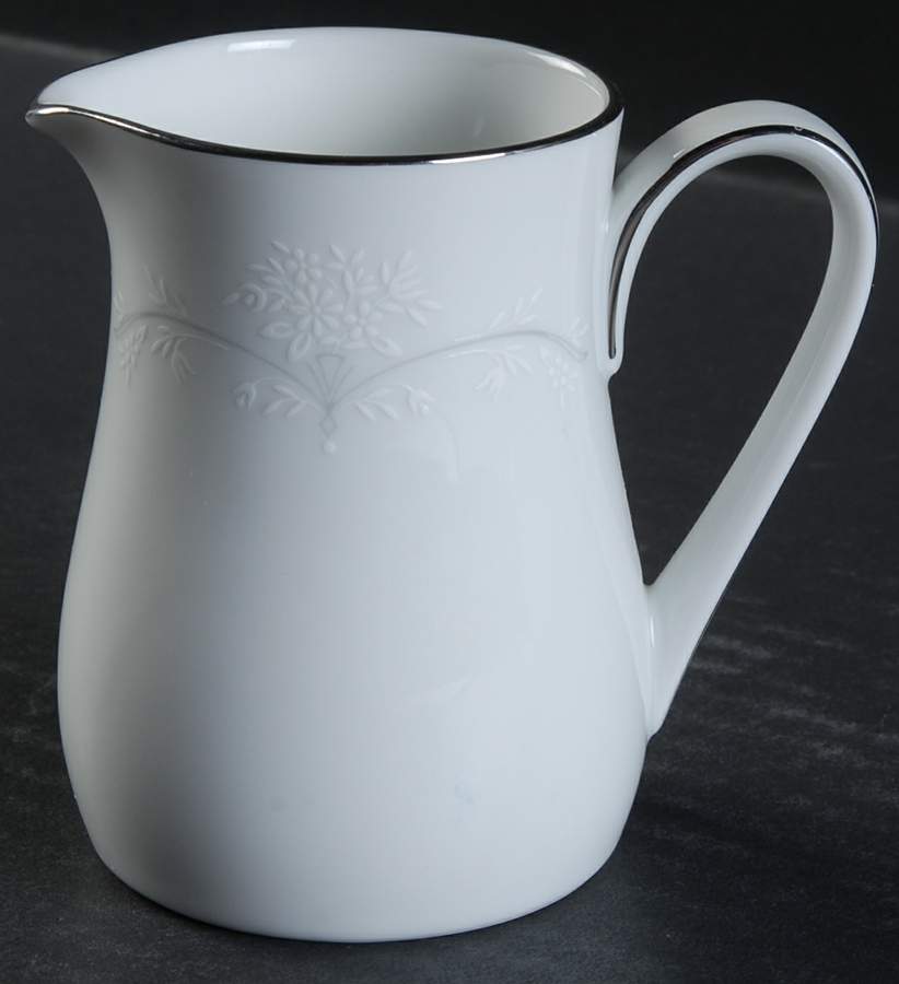 Whitebrook Mini Creamer by Noritake-1
