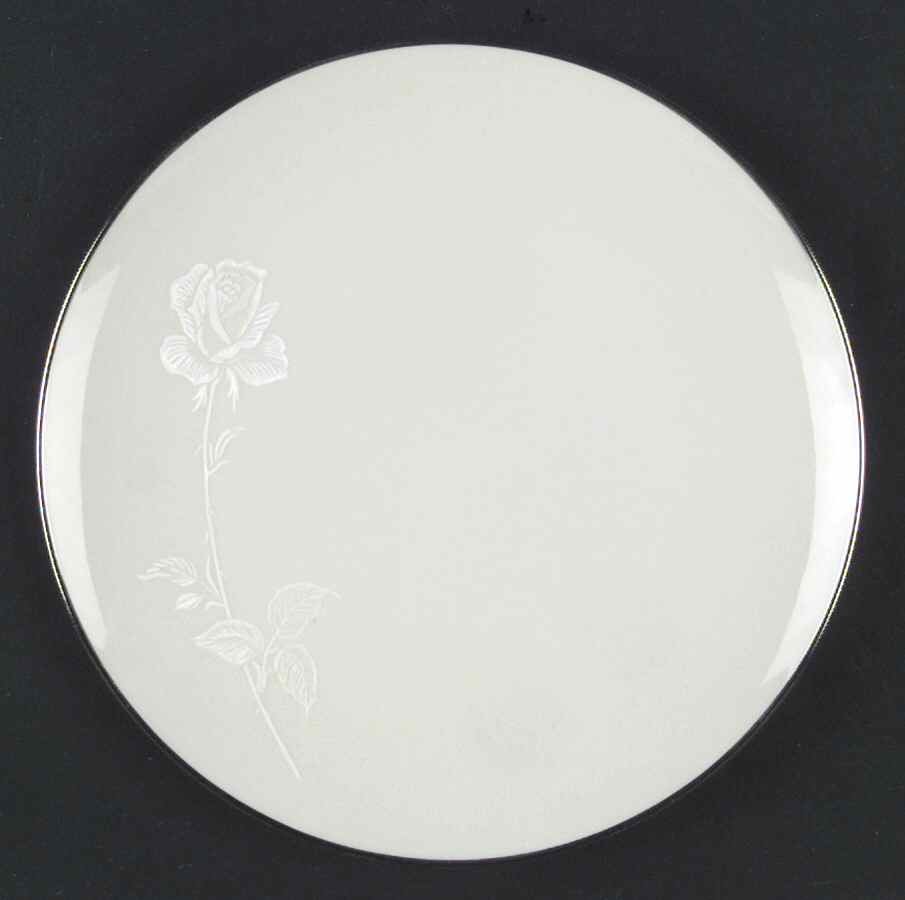 White Knight Dinner Plate by Noritake-1