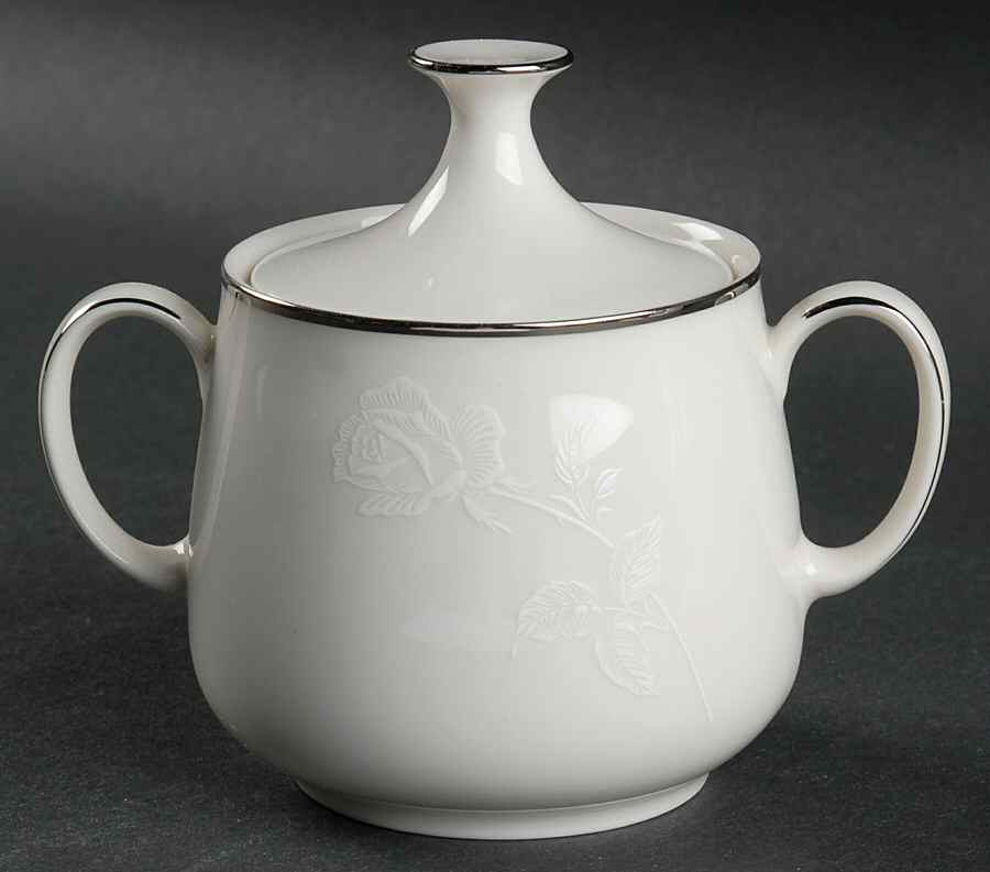 White Knight Sugar Bowl & Lid by Noritake-1