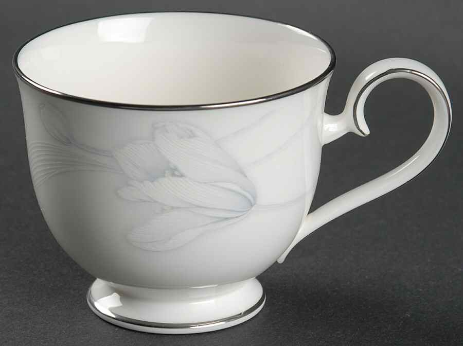 Wind Blossom Footed Cup by Noritake-1