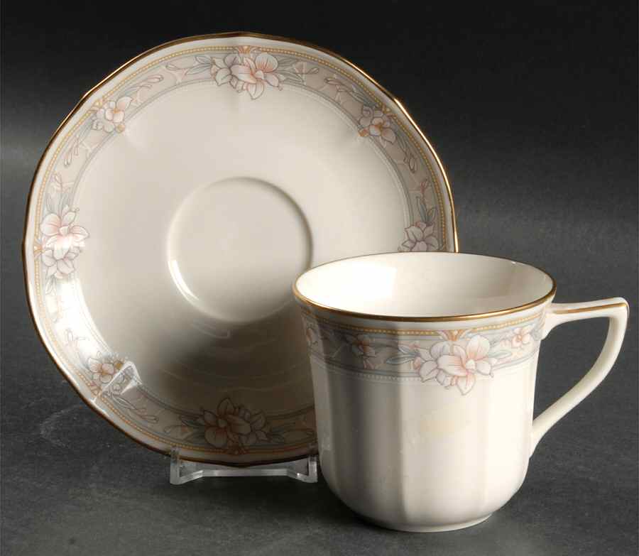 Windsor Garden Flat Cup & Saucer Set by Noritake-1