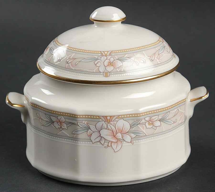 Windsor Garden Sugar Bowl & Lid by Noritake-1