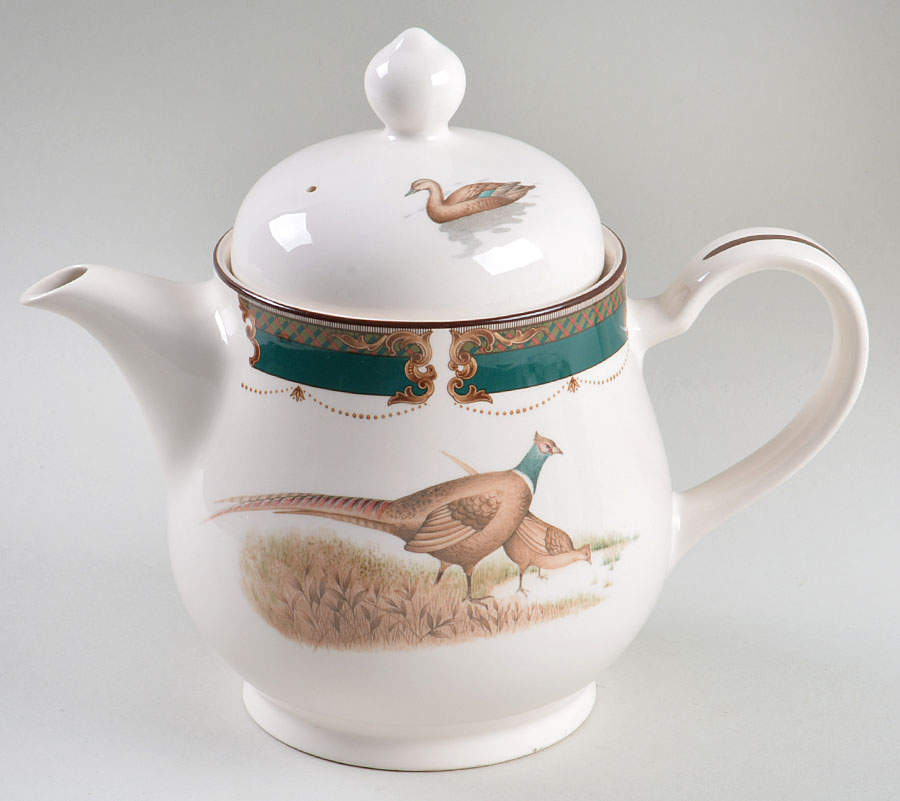 Wicklow Green Teapot & Lid by Noritake-1