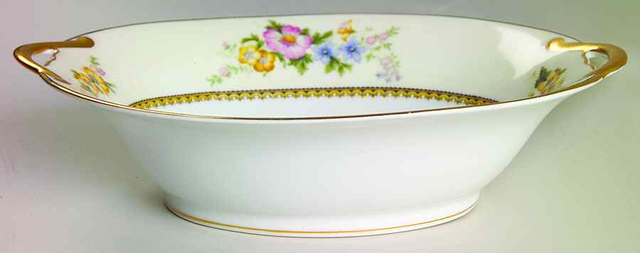 Wildfleur 10" Oval Vegetable Bowl by Noritake-1