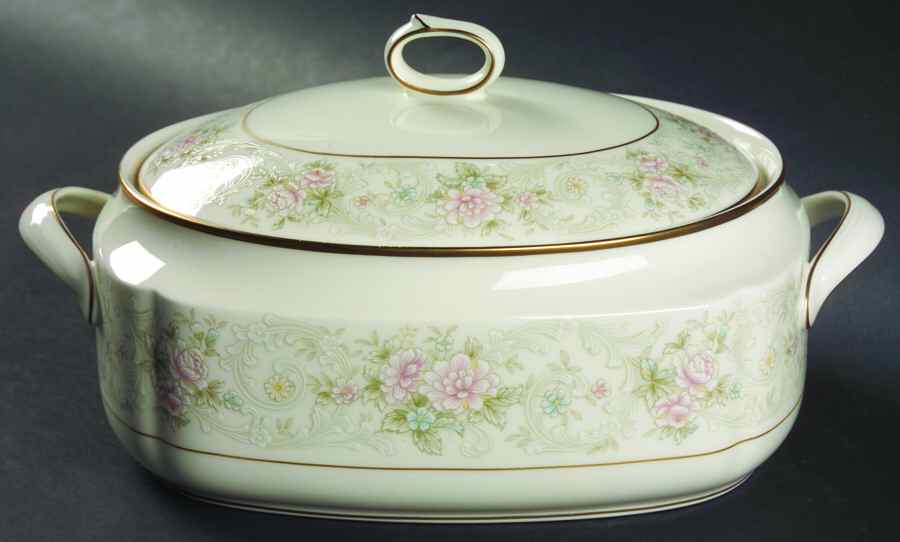 Willowbrook Oval Covered Vegetable by Noritake-1