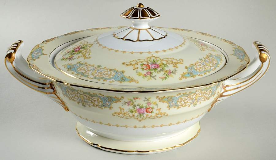 Wimpole Round Covered Vegetable by Noritake-1