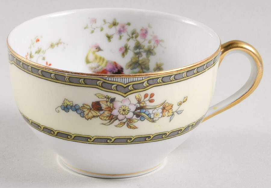 Windsor Oversized Cup by Noritake-1