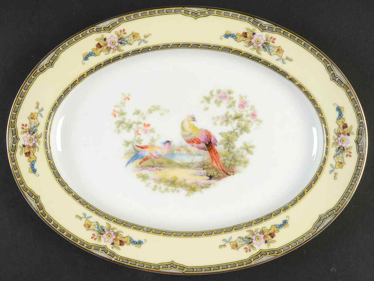 Windsor 11" Oval Serving Platter by Noritake-1