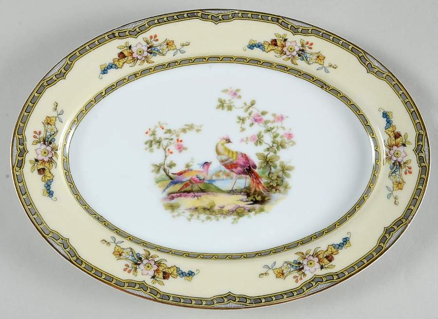Windsor 10" Oval Serving Platter by Noritake-1