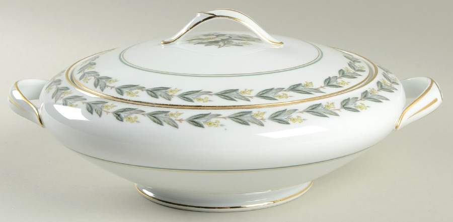Winslow Round Covered Vegetable by Noritake-1
