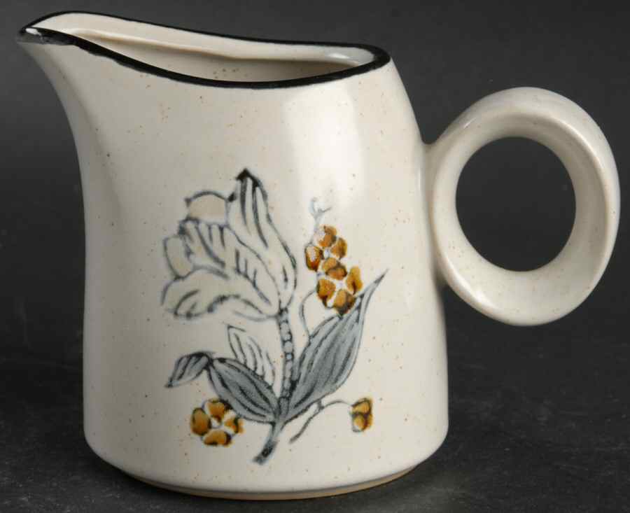 Winterrose Creamer by Noritake-1