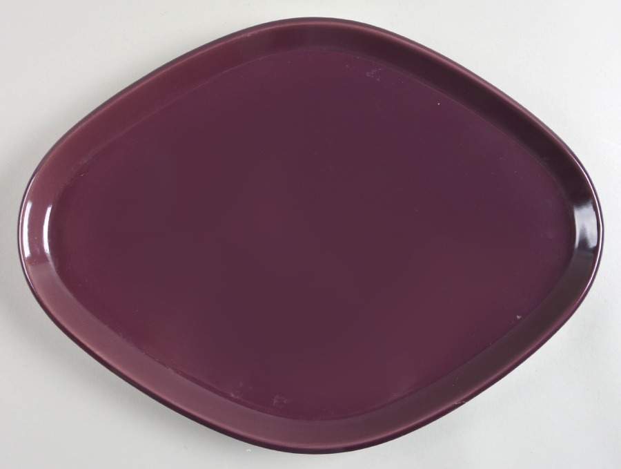 Wild Plum 14" Oval Serving Platter by Noritake-1