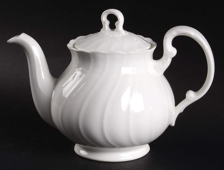 Windsor White Teapot & Lid by Noritake-1