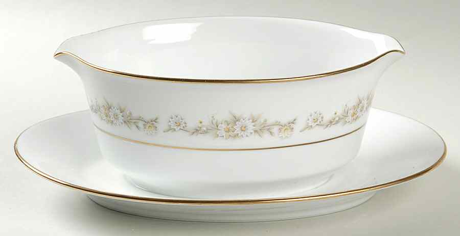 Woodlane Gravy Boat with Attached Underplate by Noritake-1