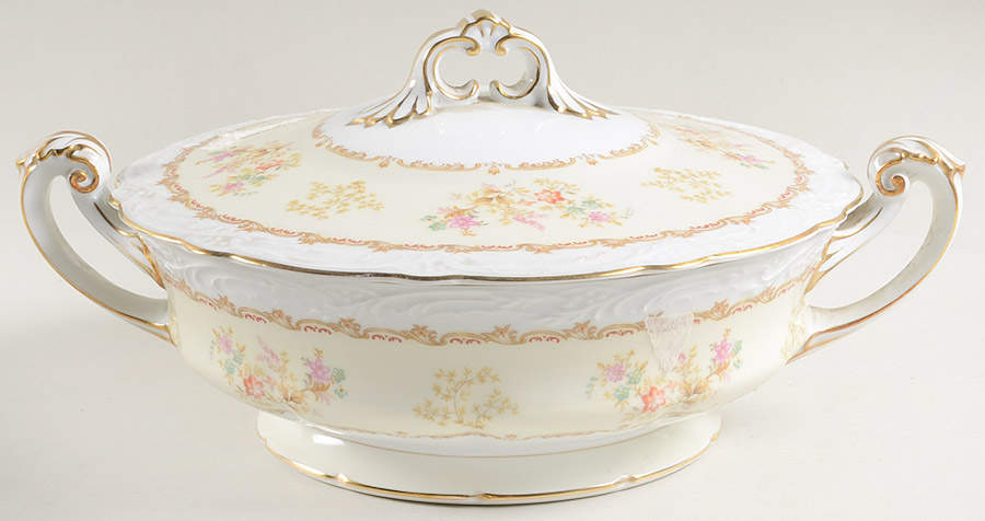 Woodbine Round Covered Vegetable by Noritake-1