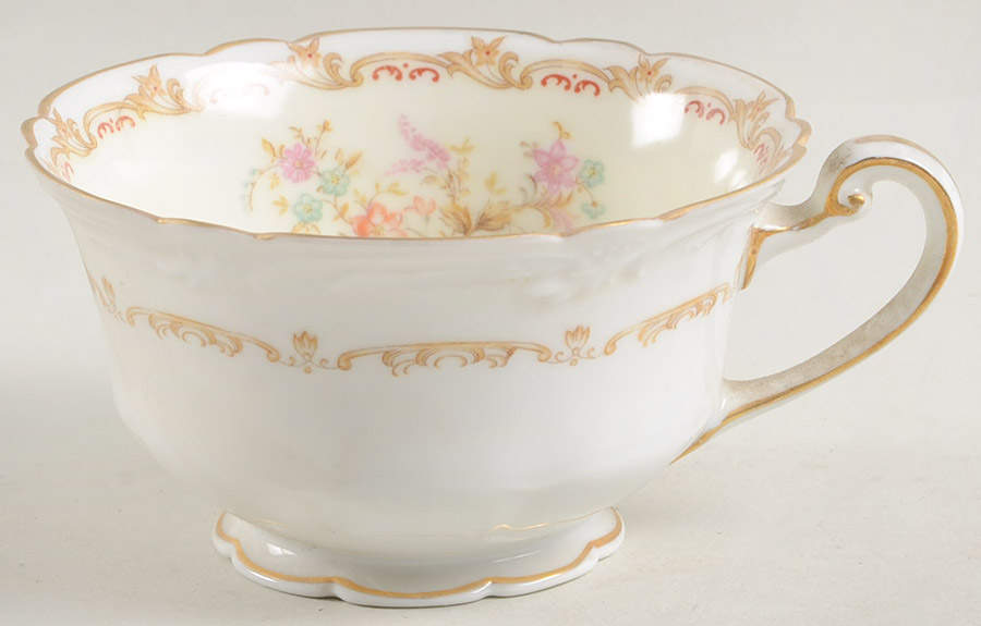 Woodbine Footed Cup by Noritake-1