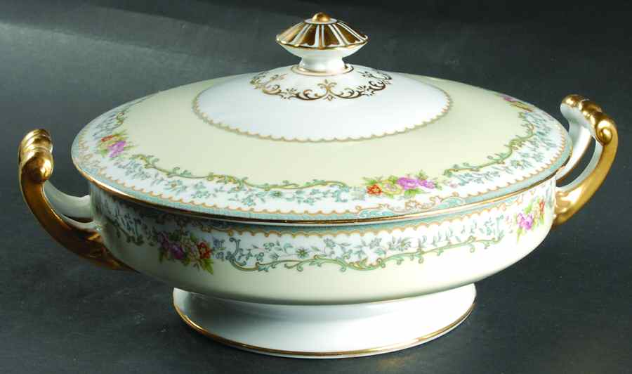 Woodmere (662) Round Covered Vegetable by Noritake-1
