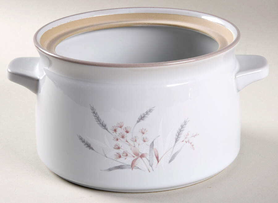 Woodstock 1.25 Qt Round Casserole No Lid by Noritake-1