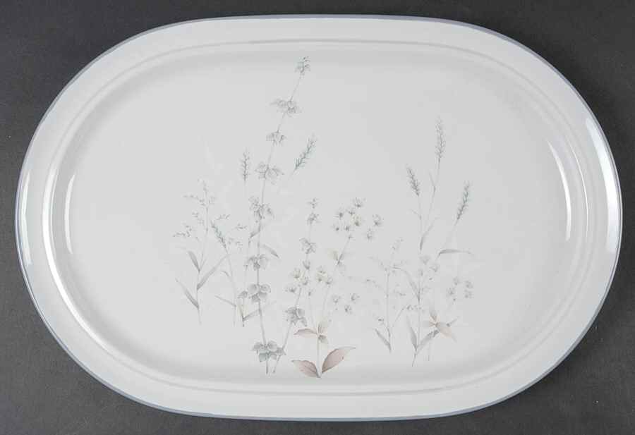 Woodstock 14" Oval Serving Platter by Noritake-1