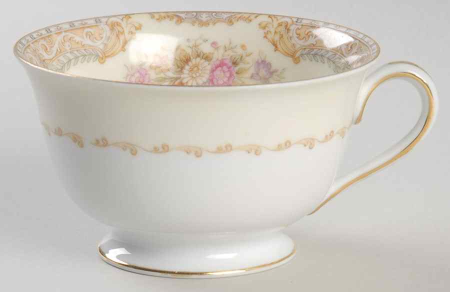 Wrocklage Footed Cup by Noritake-1