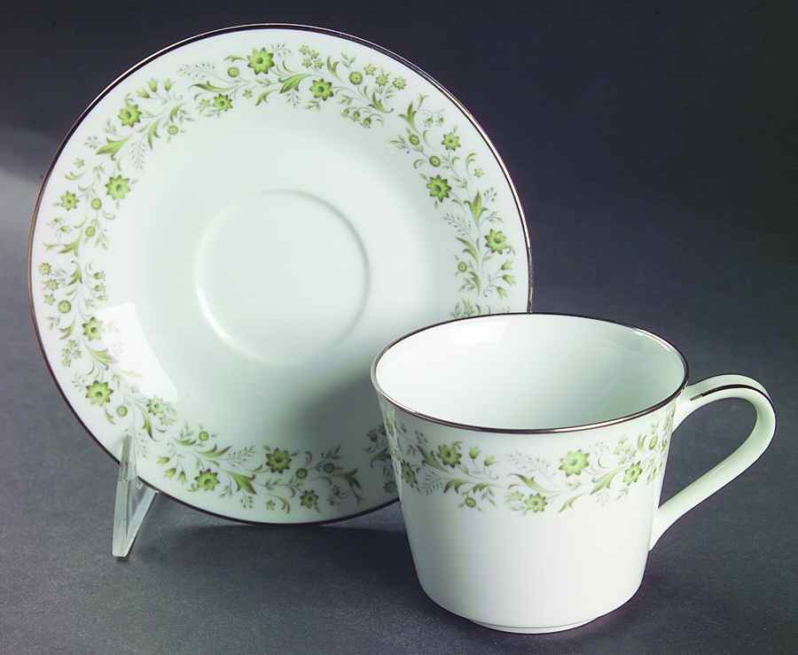 Wynwood Flat Cup & Saucer Set by Noritake-1