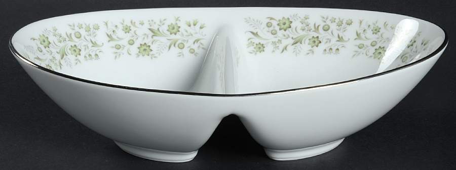 Wynwood 10" Oval Divided Vegetable Bowl by Noritake-1
