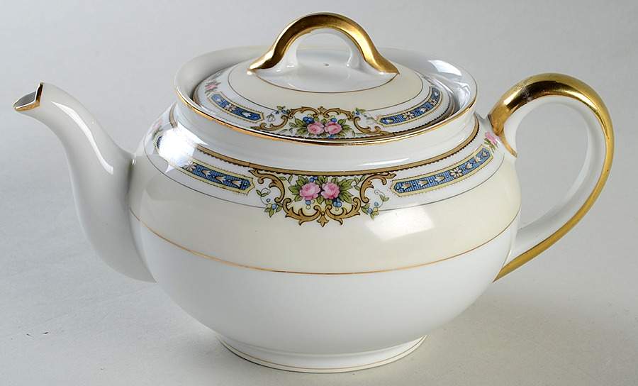 Ybry Teapot & Lid by Noritake-1