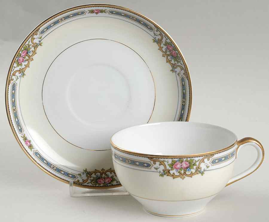 Ybry Oversized Cup & Saucer Set by Noritake-1