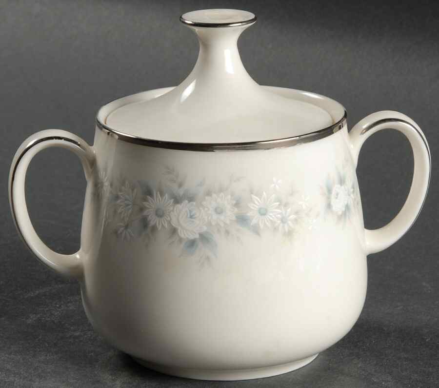 Yorkdale Sugar Bowl & Lid by Noritake-1