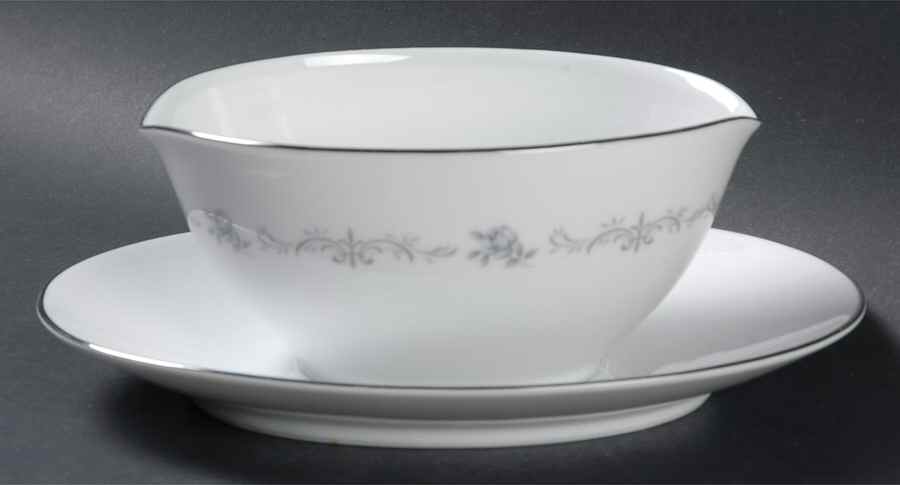 York Gravy Boat with Attached Underplate by Noritake-1