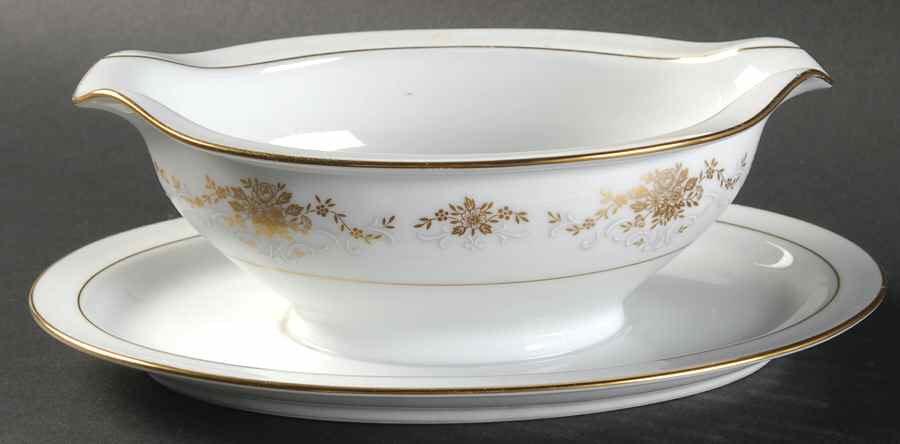 Yorkshire Gravy Boat with Attached Underplate by Noritake-1