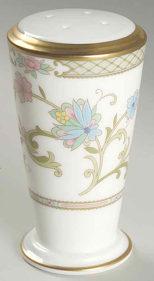 Yoshino Pepper Shaker by Noritake-1