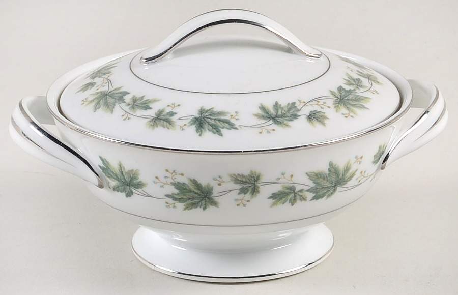 Yvette Sugar Bowl & Lid by Noritake-1