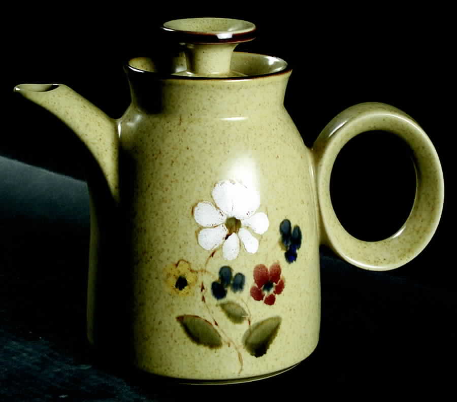 Zest Tea/Coffee Pot & Lid by Noritake-1