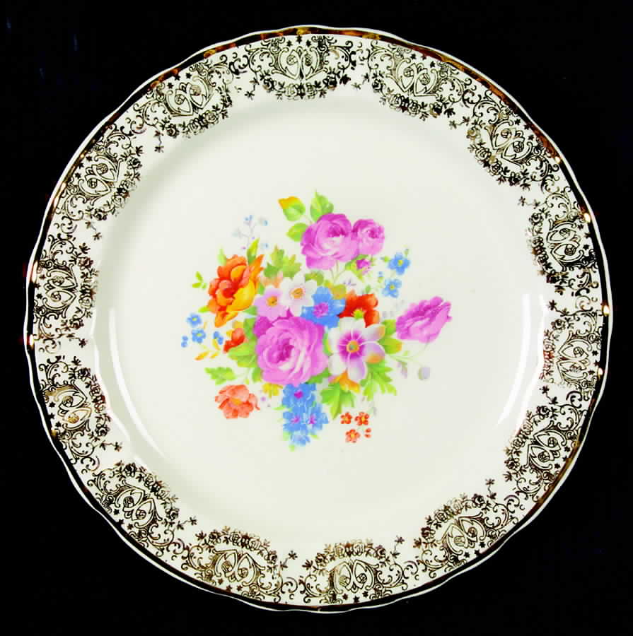 Bouquet of Roses (USA) Luncheon Plate by Nasco China (USA)-1