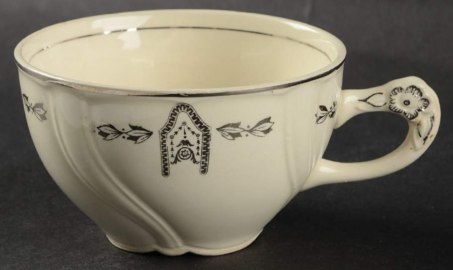 1163 Flat Cup by Nasco China (USA)-1