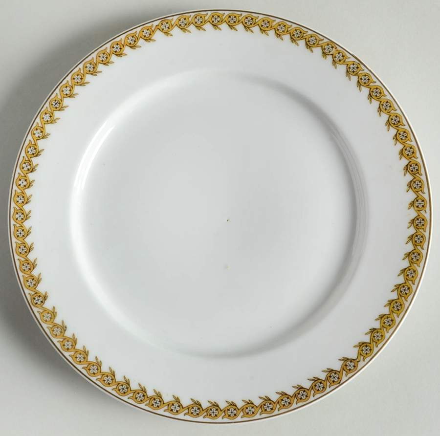 Elaine Luncheon Plate by Nagoya Shokai-1